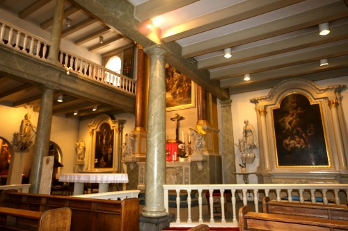 Католическая церковь в православном Амстердаме.