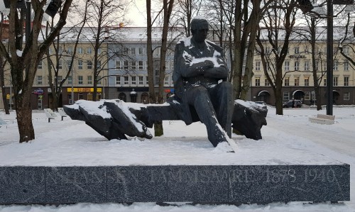 Памятник А. Х. Таммсааре
Memorial to A. H. Tammsaare
