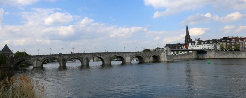 Мост св.Серватия
