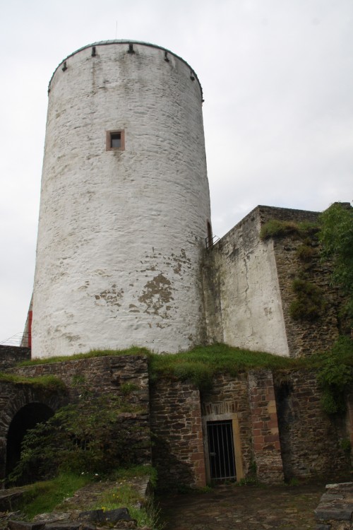 Bergfried Burg Reifferscheid