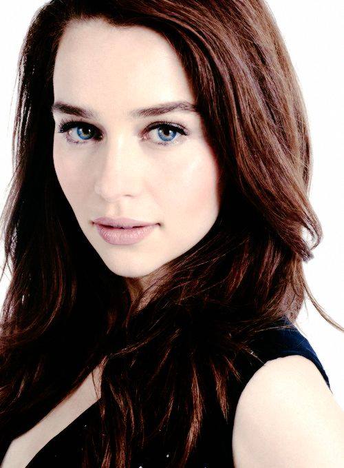 Emilia-Clarke-1040.jpg