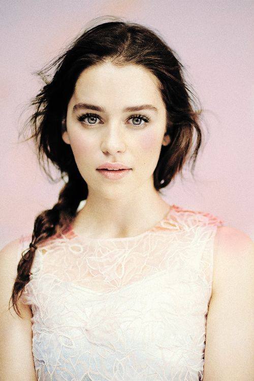 Emilia-Clarke-1043.jpg