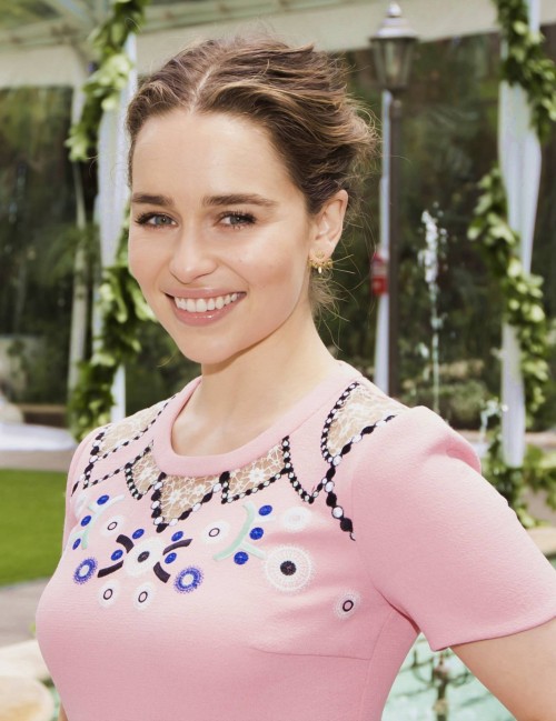 Emilia-Clarke-1050.jpg