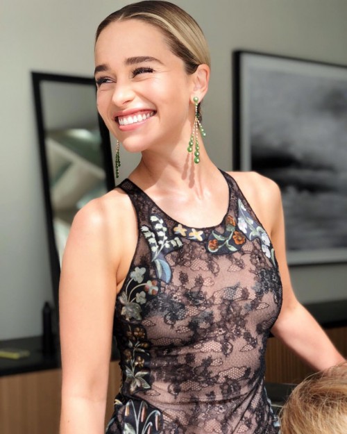 Emilia-Clarke-1201.jpg