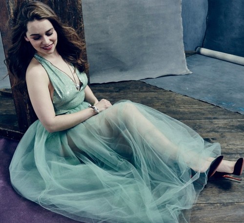 Emilia-Clarke-1209.jpg