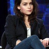 Emilia-Clarke-122