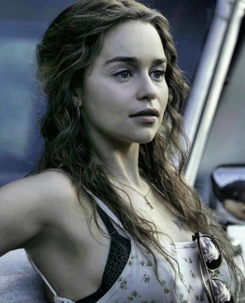 Emilia-Clarke-1311.jpg