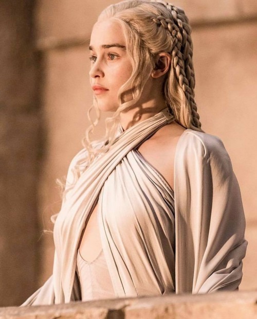 Emilia-Clarke-1314.jpg