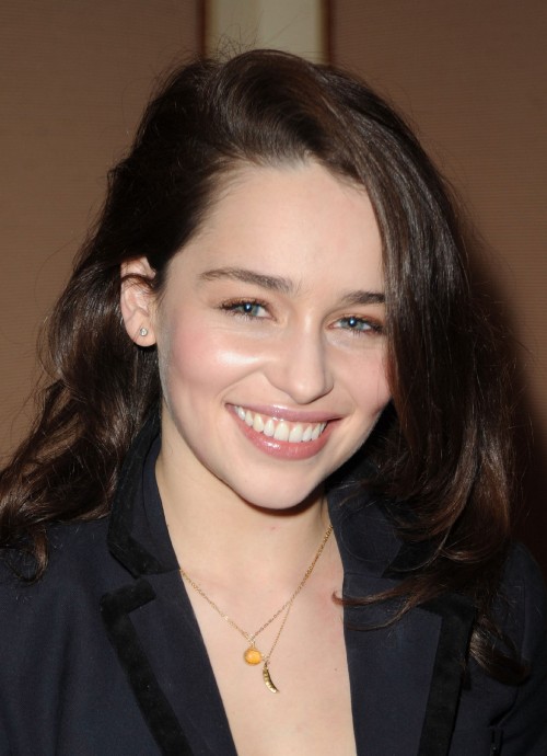Emilia-Clarke-150.jpg