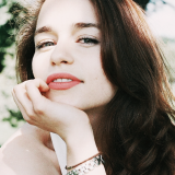 Emilia-Clarke-16