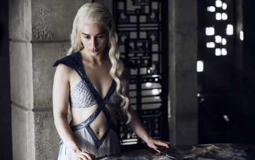 Emilia-Clarke-1736.jpg