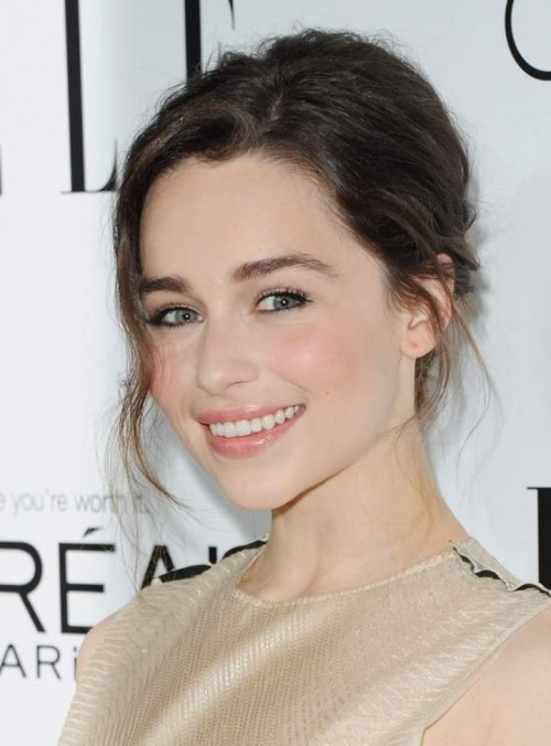 Emilia-Clarke-1921.jpg