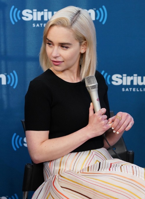 Emilia-Clarke-286.jpg