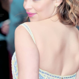 Emilia-Clarke-29
