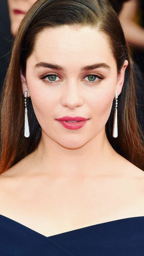 Emilia-Clarke-30.png