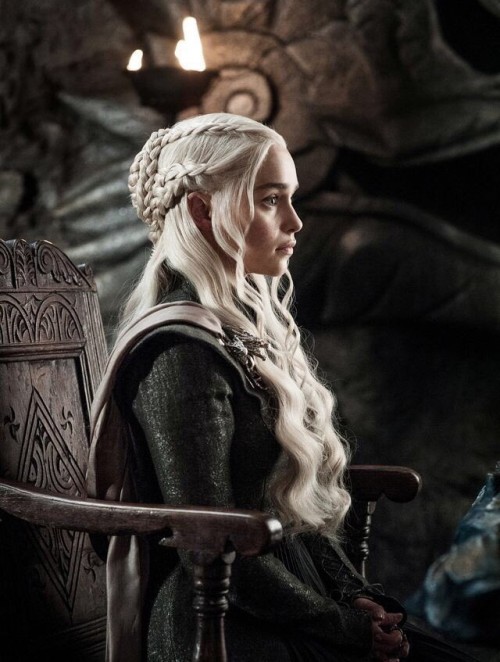 Emilia-Clarke-3021.jpg