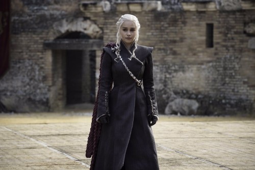 Emilia-Clarke-3070.jpg