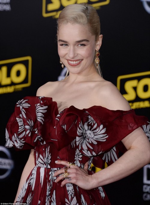 Emilia-Clarke-31.jpg