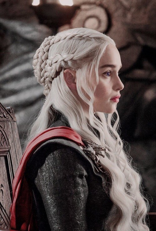 Emilia-Clarke-3106.jpg