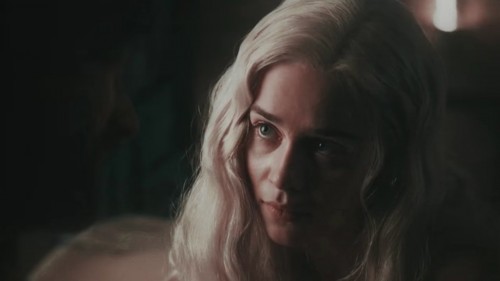 Emilia-Clarke-3121.jpg