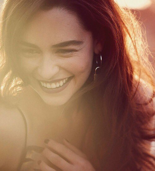 Emilia-Clarke-3230.jpg