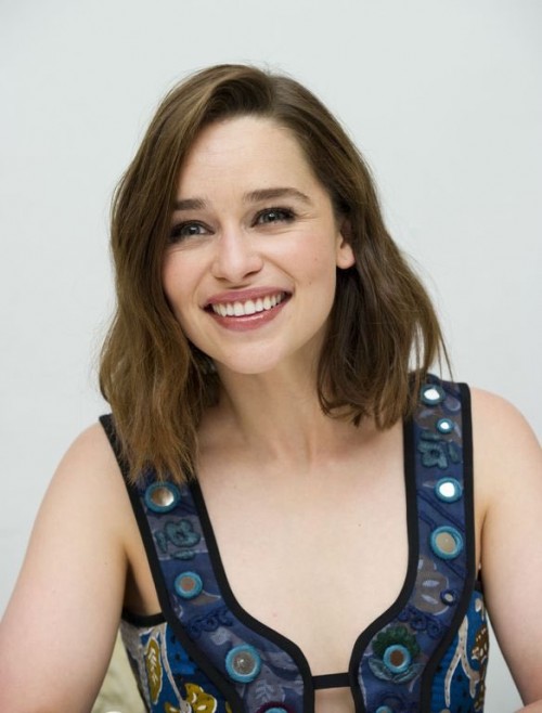 Emilia-Clarke-3310.jpg