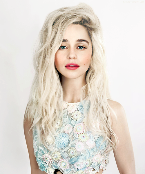 Emilia-Clarke-35.png