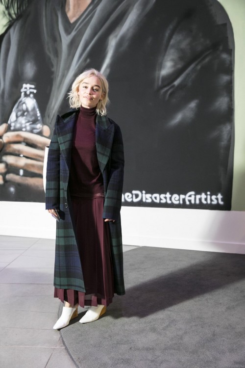 Emilia-Clarke-360.jpg