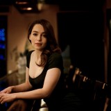 Emilia-Clarke-371