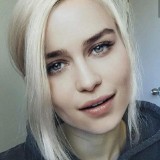 Emilia-Clarke-570