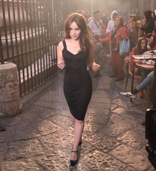 Emilia-Clarke-10001.jpg