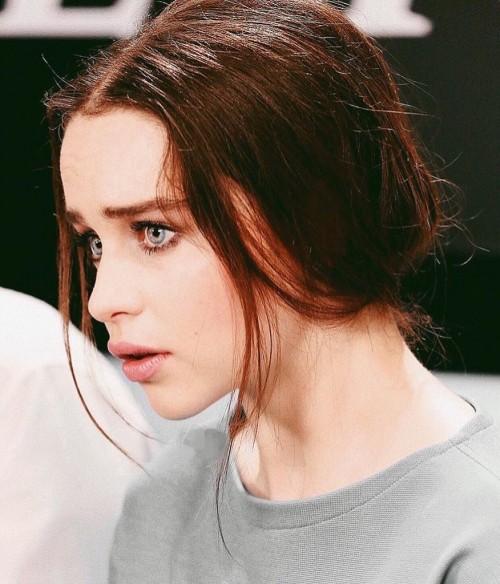 Emilia-Clarke-10020.jpg