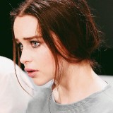 Emilia-Clarke-10020
