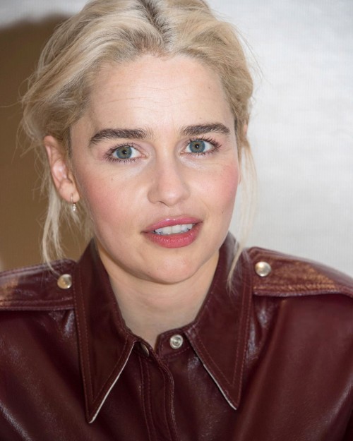 Emilia-Clarke-10105.jpg