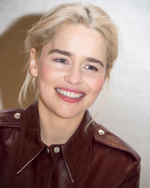 Emilia-Clarke-10111.jpg