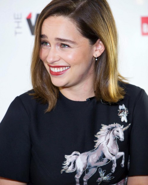 Emilia-Clarke-10482.jpg