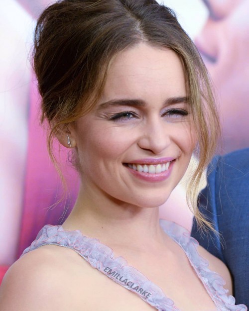 Emilia-Clarke-10780.jpg