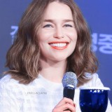 Emilia-Clarke-10860