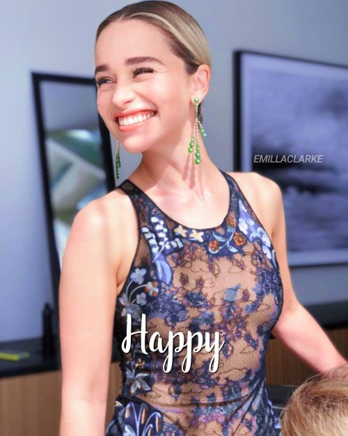 Emilia-Clarke-11006.jpg