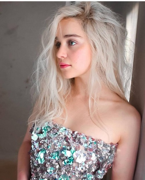 Emilia-Clarke-11077.jpg
