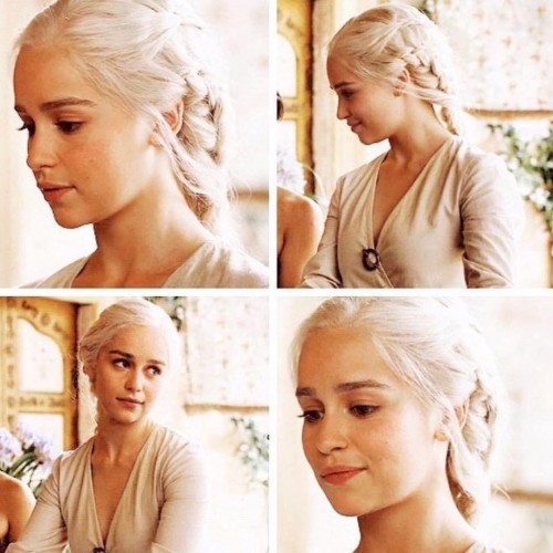 Emilia-Clarke-11103.jpg