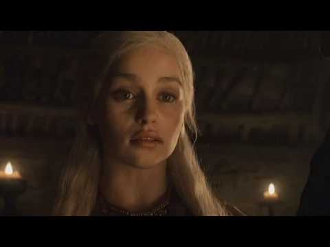 Emilia-Clarke-11143.jpg