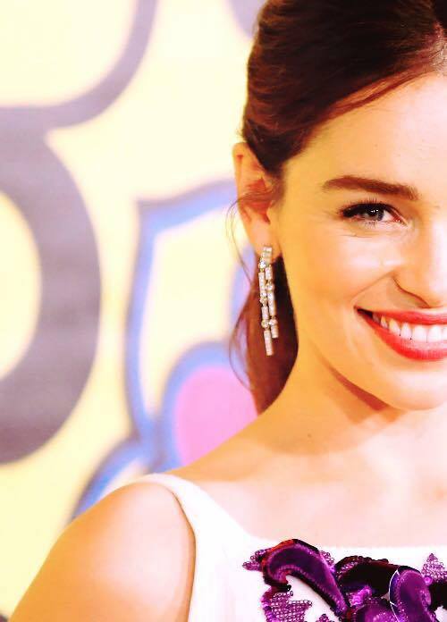 Emilia-Clarke-11158.jpg