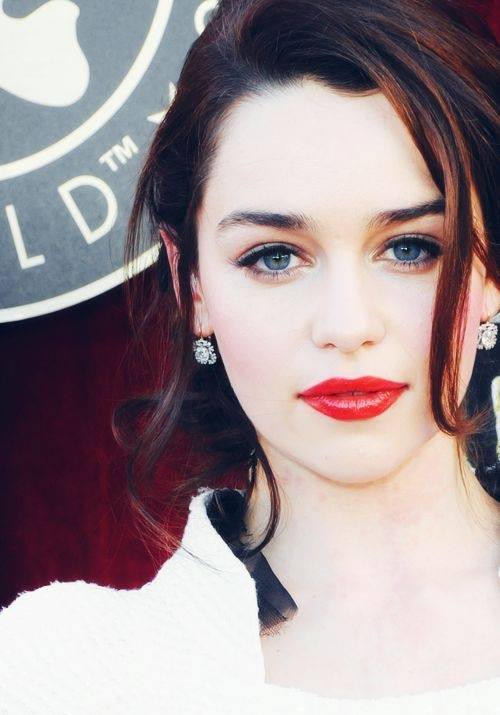Emilia-Clarke-11176.jpg