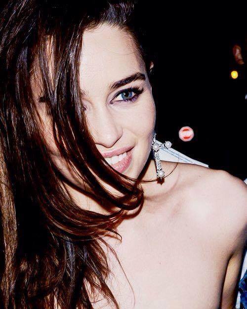 Emilia-Clarke-11180.jpg