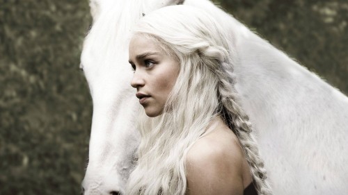 Emilia-Clarke-11187.jpg