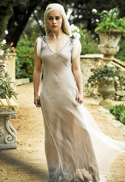 Emilia-Clarke-11191.jpg