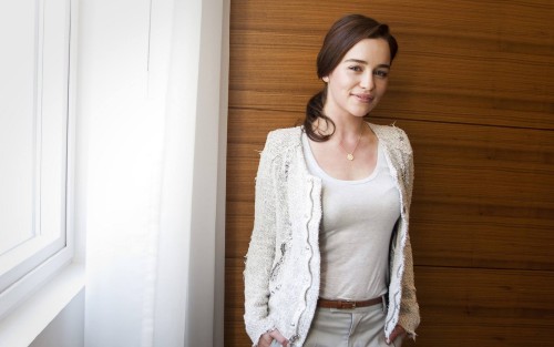 Emilia-Clarke-11216.jpg