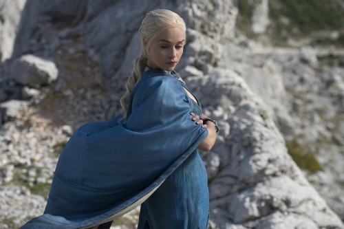 Emilia-Clarke-11237.jpg