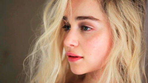 Emilia-Clarke-11257.jpg